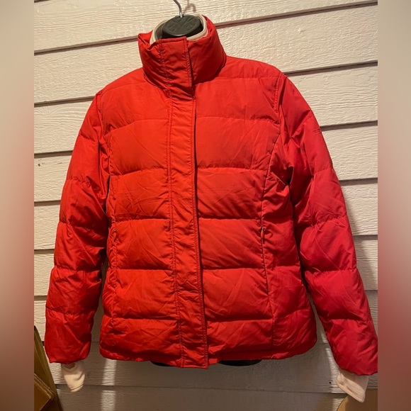 Down Filled Red Puffer Jacket with Fleece Lining - IZOD Sz Med - Picture 2 of 9